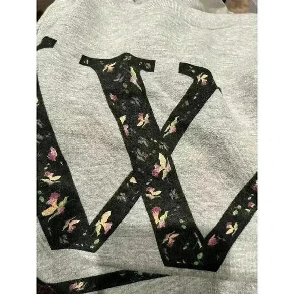 WLKN Sweater  Women’s M Long Sleeve Gray Floral Logo Pullover - Picture 7 of 7